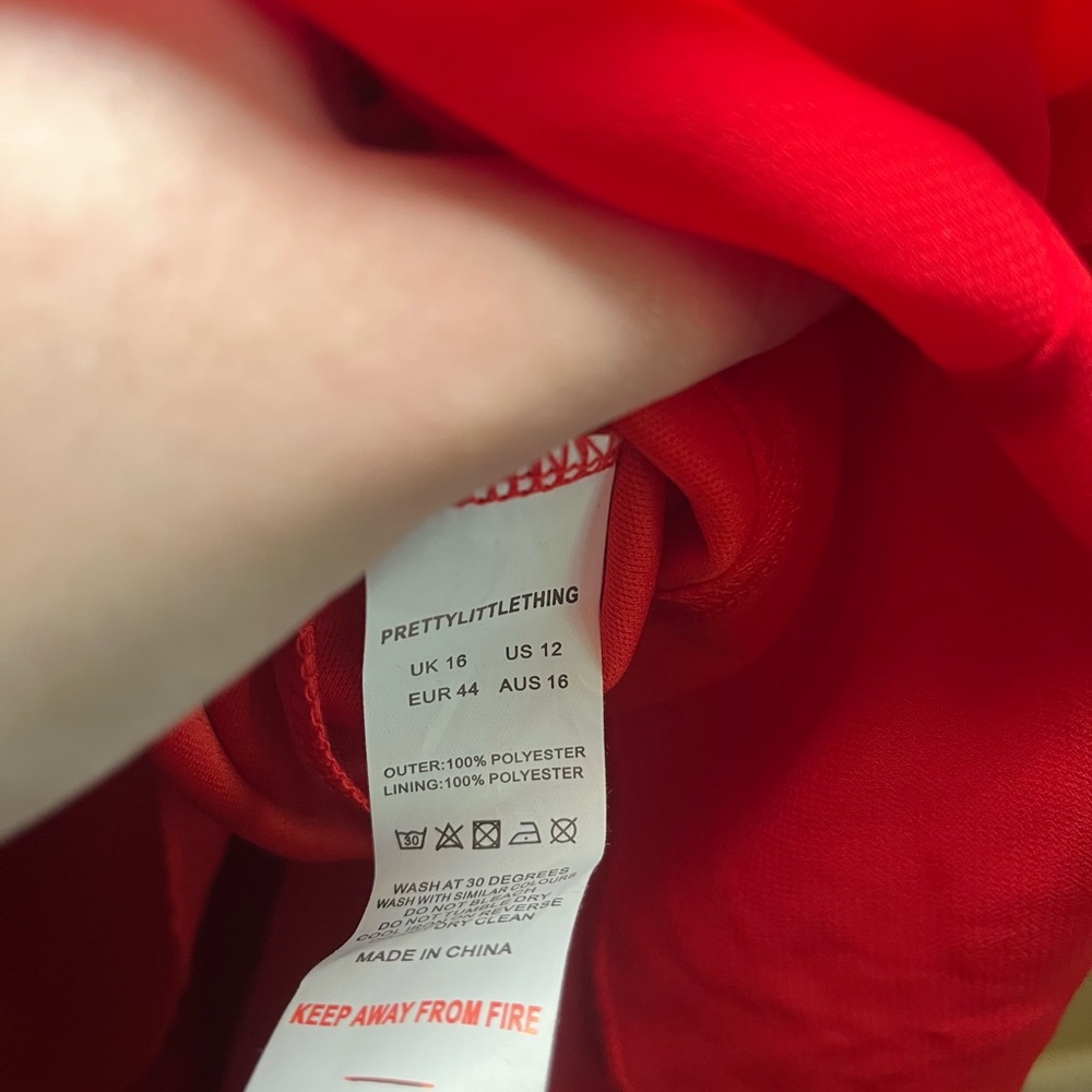 PrettyLittleThing Vibrant Red Ruffle Maxi Dress - Picture 8 of 8